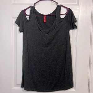 Could shoulder maternity top by hello MIZ.
